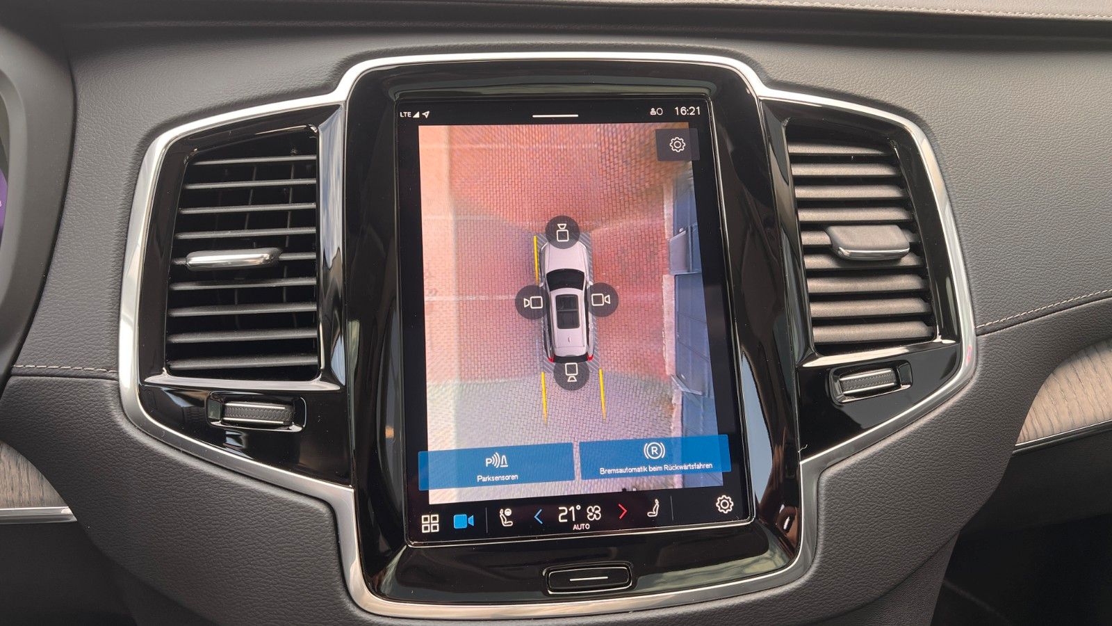 Fahrzeugabbildung Volvo B5D AWD Ultimate Bright *MASS*B&W*LUFT*HUD*AHK