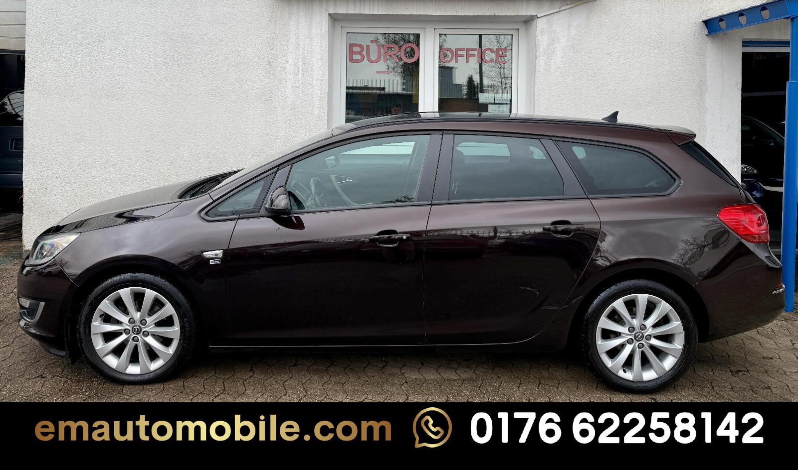 Opel Astra 2012 — photo 6