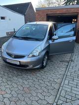 Honda Jazz Automatik / TÜV 05/27 - Honda Jazz in Krefeld
