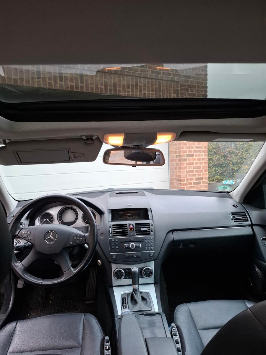 Mercedes-Benz C220 2008 — photo 9
