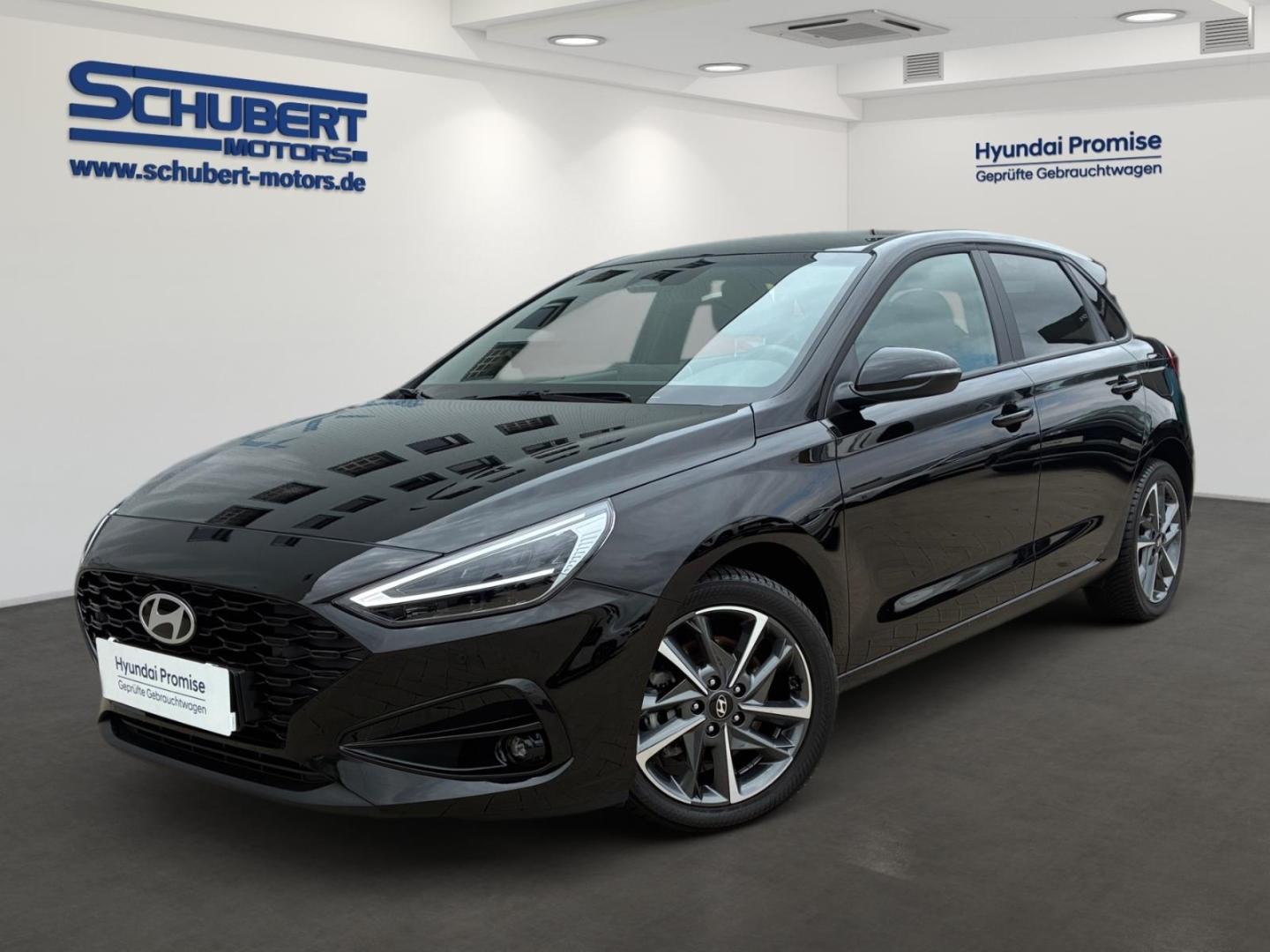 Hyundai i30 1.5 T DCT Advantage KAMERA NAVI PDC AAC SHZ