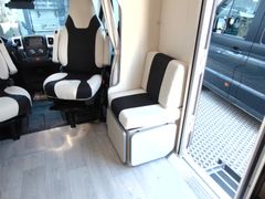 Across Aero 689 CDH | *Rollstuhlgerecht*mit hydr.Lift