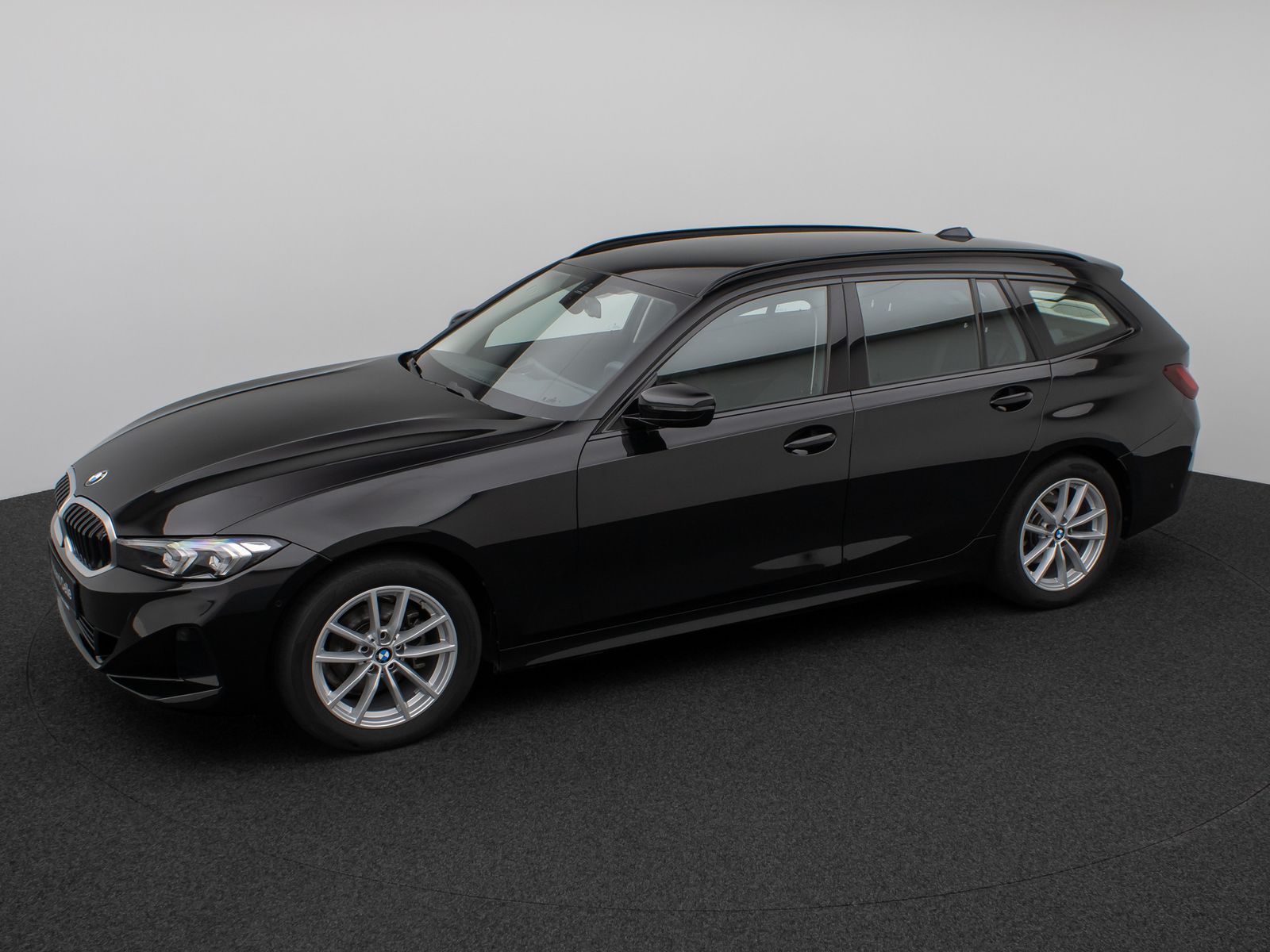 Fahrzeugabbildung BMW 318i Kamera DAB Widscreen Sportlenkrad Alarm LED