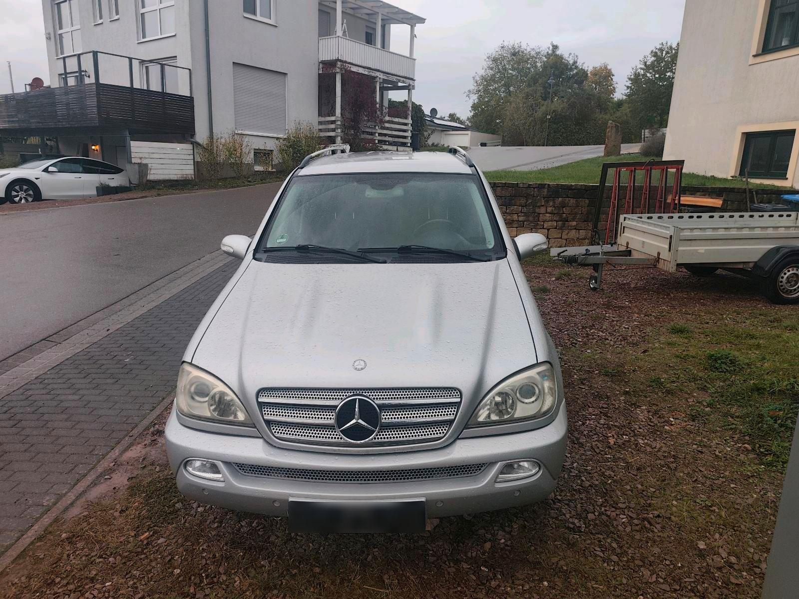 Mercedes-Benz ML 270