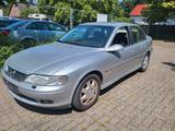 Opel Vectra 1.8 16V - - Opel Vectra in Hannover
