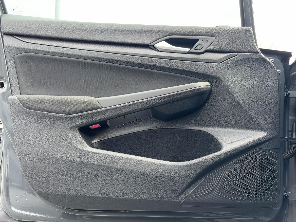 Volkswagen Golf VIII GTI 2.0 TSI IQ KAM KEYLESS TRAVEL, миниатюра 14