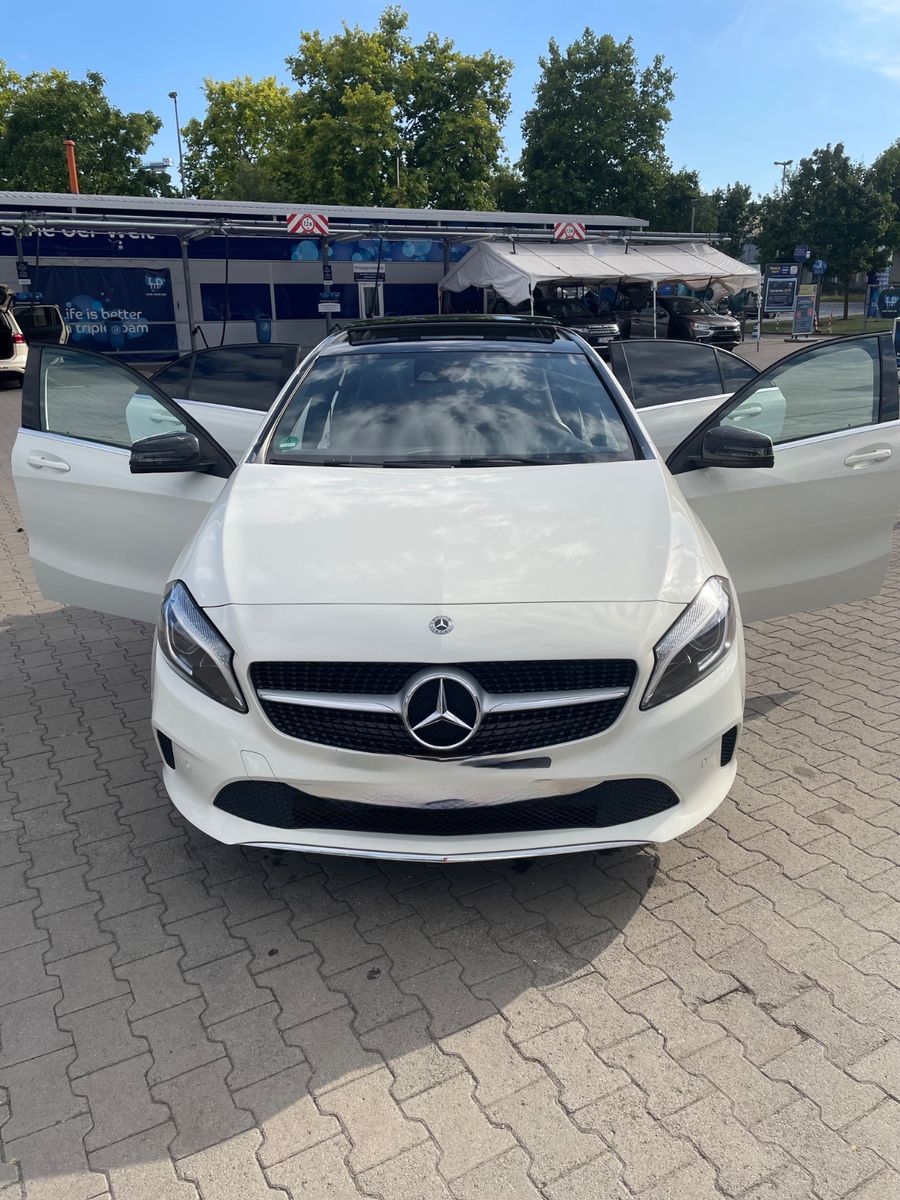 MERCEDES-BENZ A 180 -