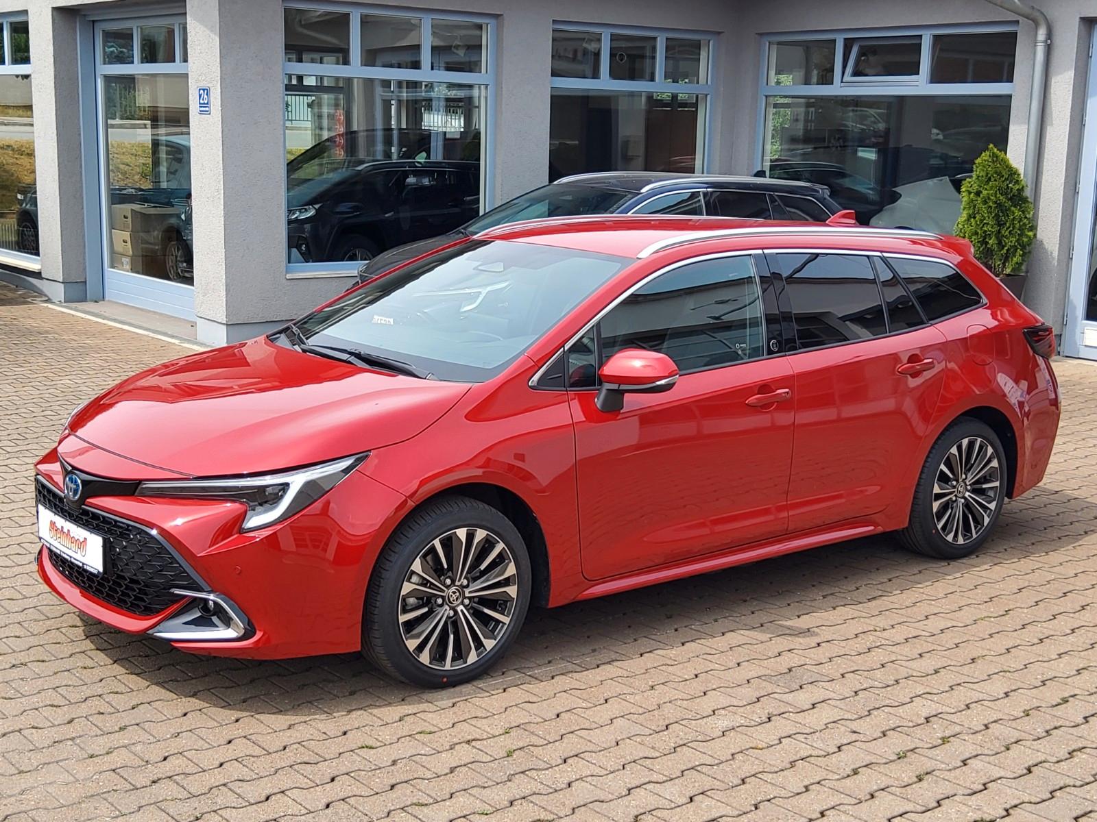 Toyota Corolla TS 2,0 Hybrid "Teamplayer" mit TEC-Paket