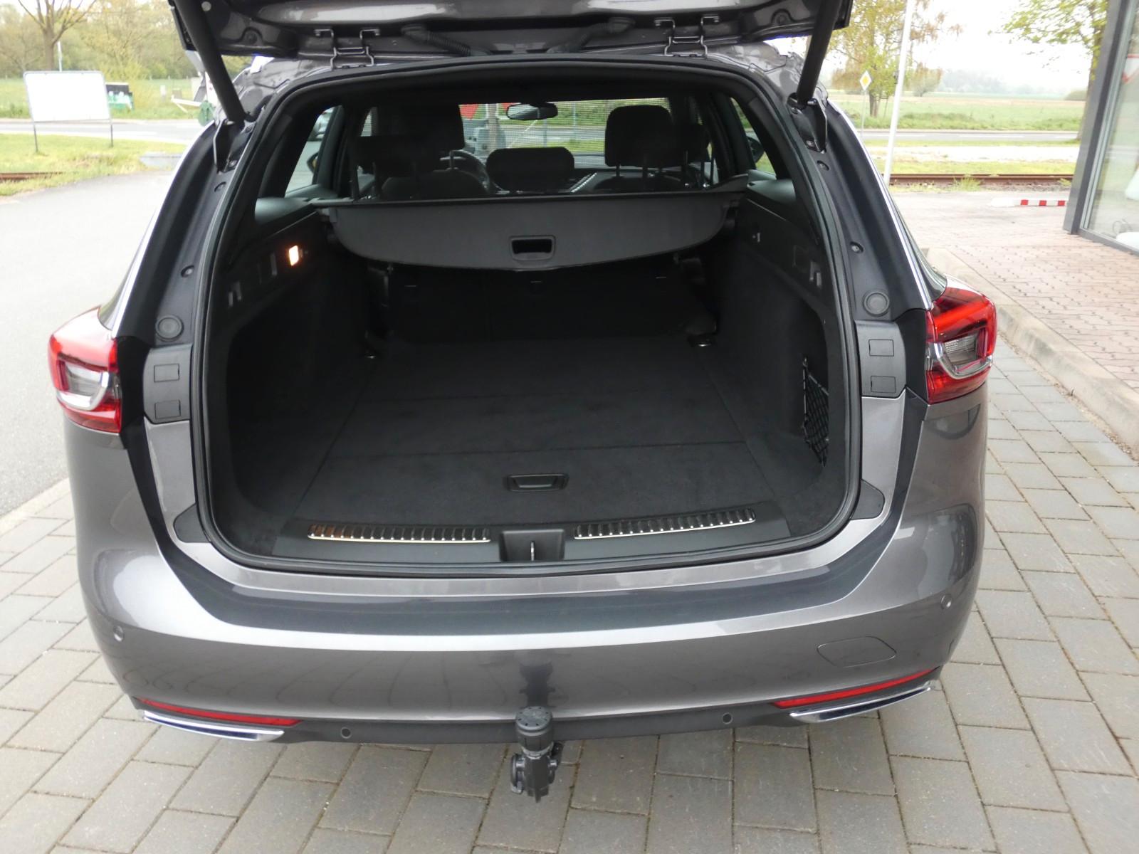 Opel Insignia B Sports Tourer Elegance Navi, Matrix