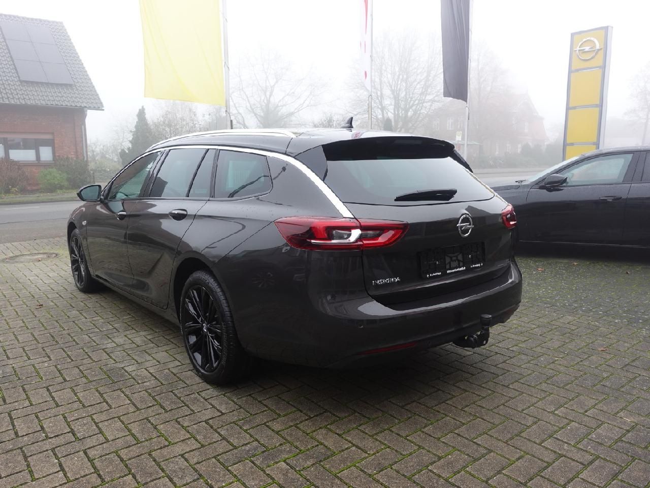 Fahrzeugabbildung Opel Insignia B Sports Tourer 1,5 Business Elegance