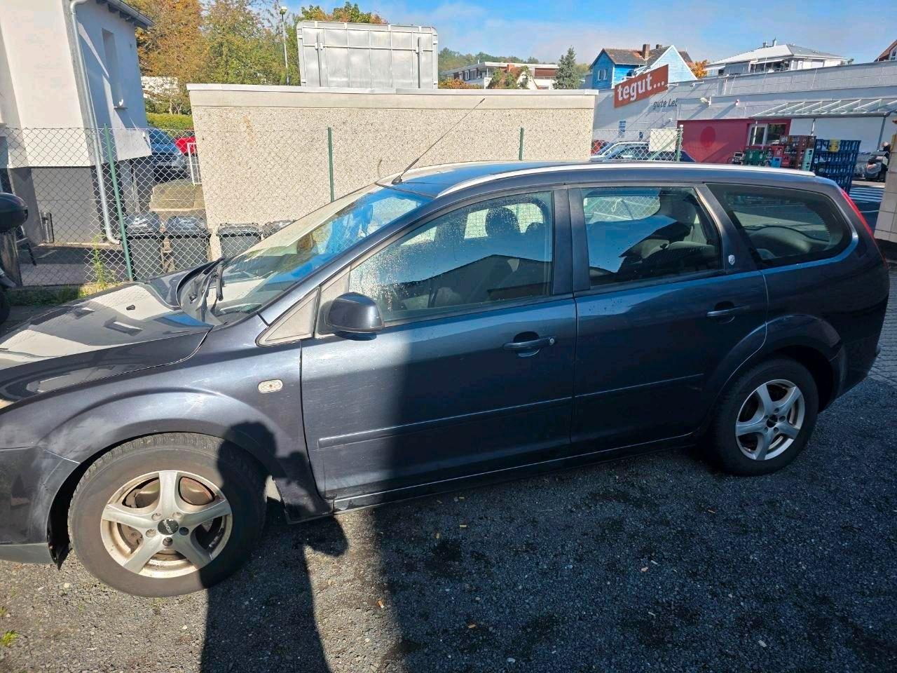 Ford Focus 2005 — photo 9