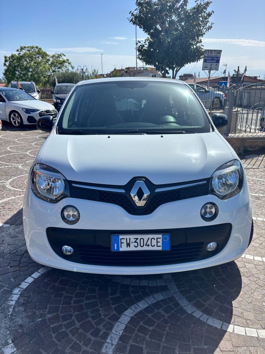 RENAULT Twingo