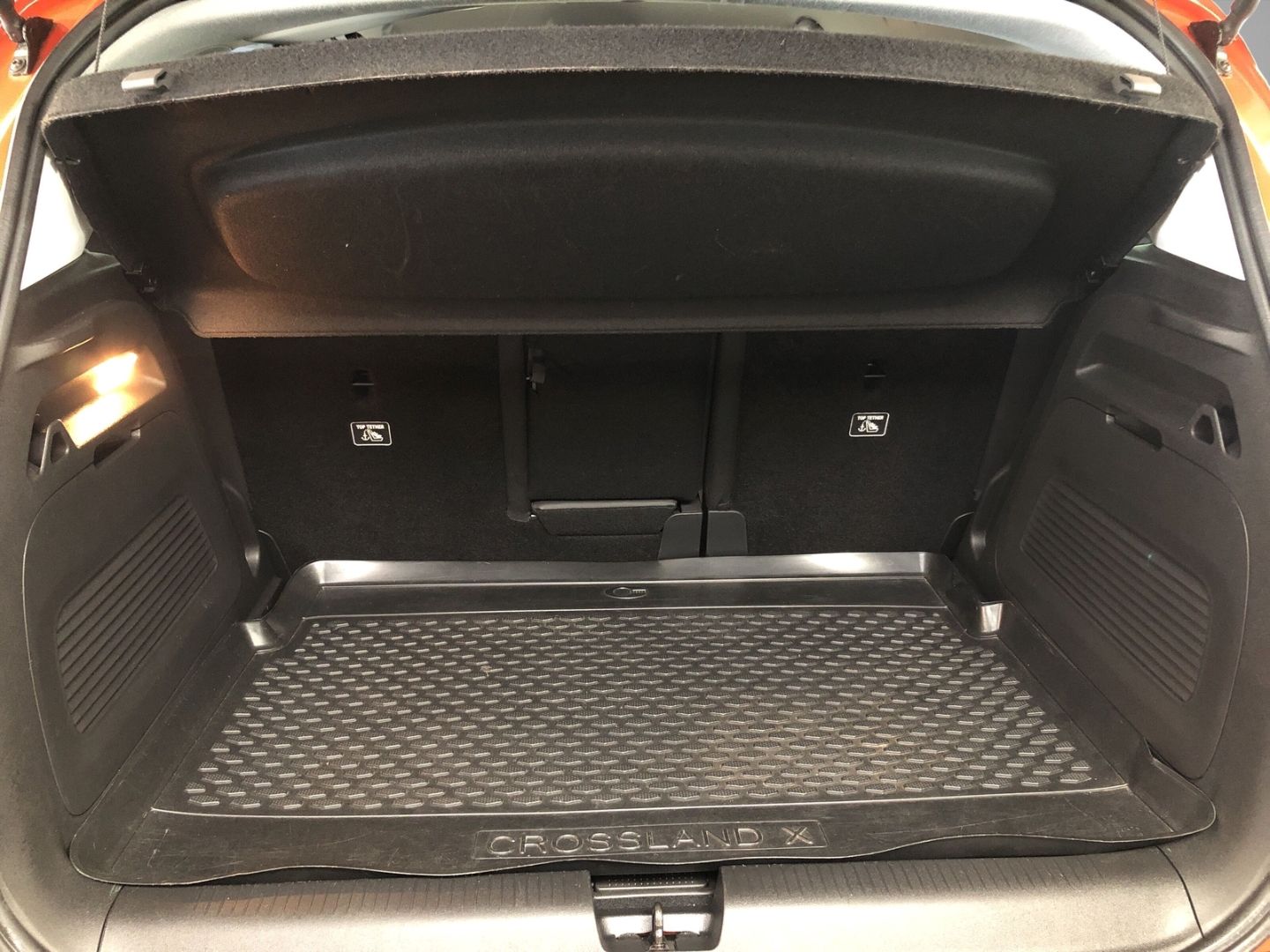 Fahrzeugabbildung Opel Crossland INNOVATION S 1.2 Turbo Navi LED Apple