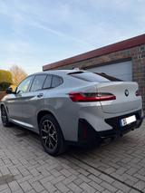 BMW X4 xDrive20d *M SPORT*BROOKLYN*SITZKLIMA*KAMERA - BMW X4 in Duisburg