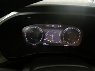 Volvo XC40 - 11
