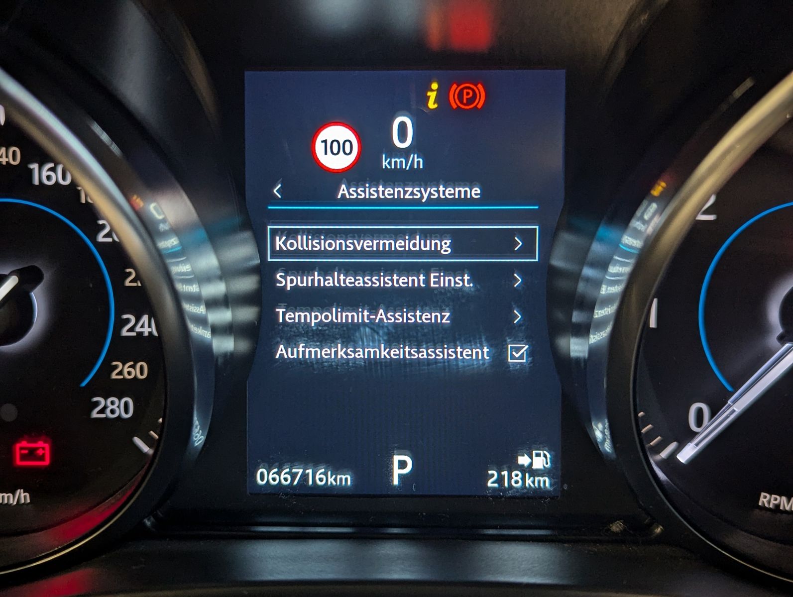 Fahrzeugabbildung Jaguar F-PACE R-Sport AWD Black LED+ PanoACC 22"
