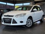 Ford Focus Lim. Trend *HU/SU NEU*SHZ* - Ford Focus aus 2011: Kombi