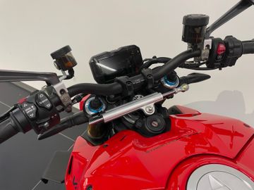 Ducati Streetfighter V4S