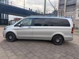 Mercedes-Benz Mercedes -Benz V-Klasse 220d mit Liegepaket - Mercedes-Benz V 220 in Düsseldorf