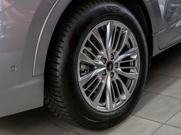 Ford Kuga 2.5 Plug-In Hybrid Vignale Stauassistent