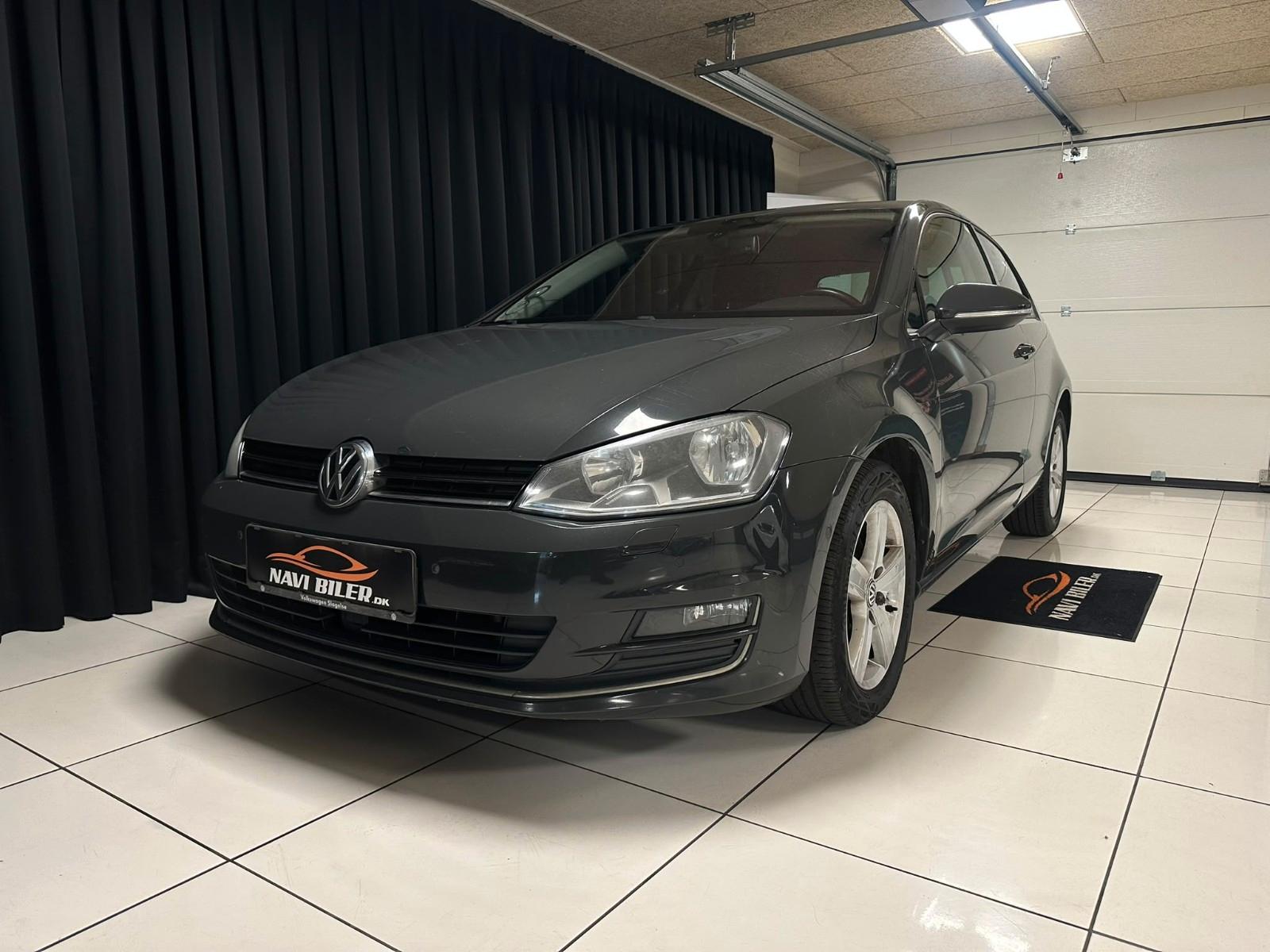 Volkswagen Golf 1.6 TDI Highline DSG