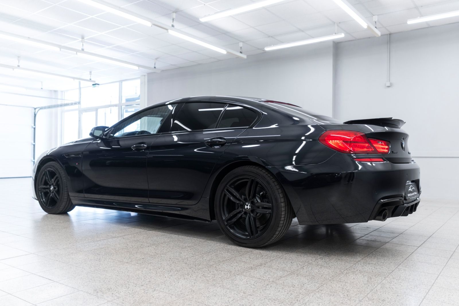 Fahrzeugabbildung BMW 640i xDrive GC M-SPORTPAKET HUD LED H&K