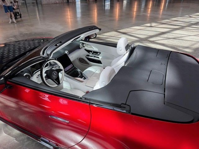 Fahrzeugabbildung Mercedes-Benz SL 680 Maybach MonogramSeries/MB-Pattern/Burm-3D