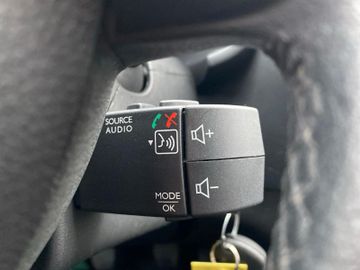 Bild 18 Dacia Logan MCV II Kombi *NAVI*KLIMA*ALLWETTER*TEMPOMA