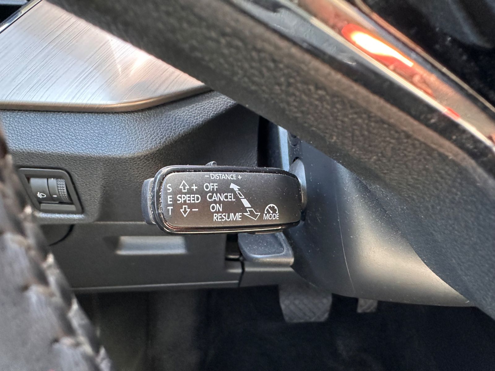 Fahrzeugabbildung SKODA Kamiq 1.5 TSI DSG Style AHK/ACC/LED/Navi/Kessy