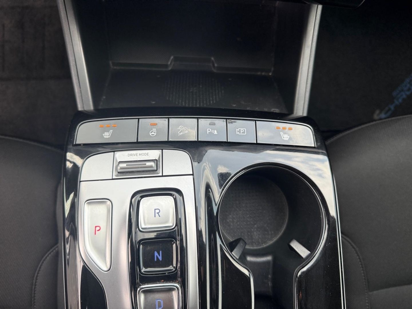 Fahrzeugabbildung Hyundai Tucson Trend HEV 1.6 T-GDi KAMERA+LED+NAVI+ACAA