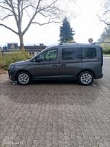 Ford Tourneo Connect 2.0 EcoBlue 90kW Titanium Au... - Ford Tourneo Connect mit Diesel-Antrieb: Kombi