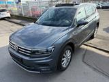Volkswagen Tiguan Allspace 2.0 TDISCR DSG 7-Sitzer Panorama - Volkswagen Tiguan Allspace aus 2020