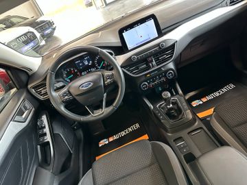 MYAUTOCENTER – Gebraucht- und Jahreswagen mit Werkstattservice in Pfaffenhofen Ford Focus Lim. *Pano*Kamera*AHK*LED*