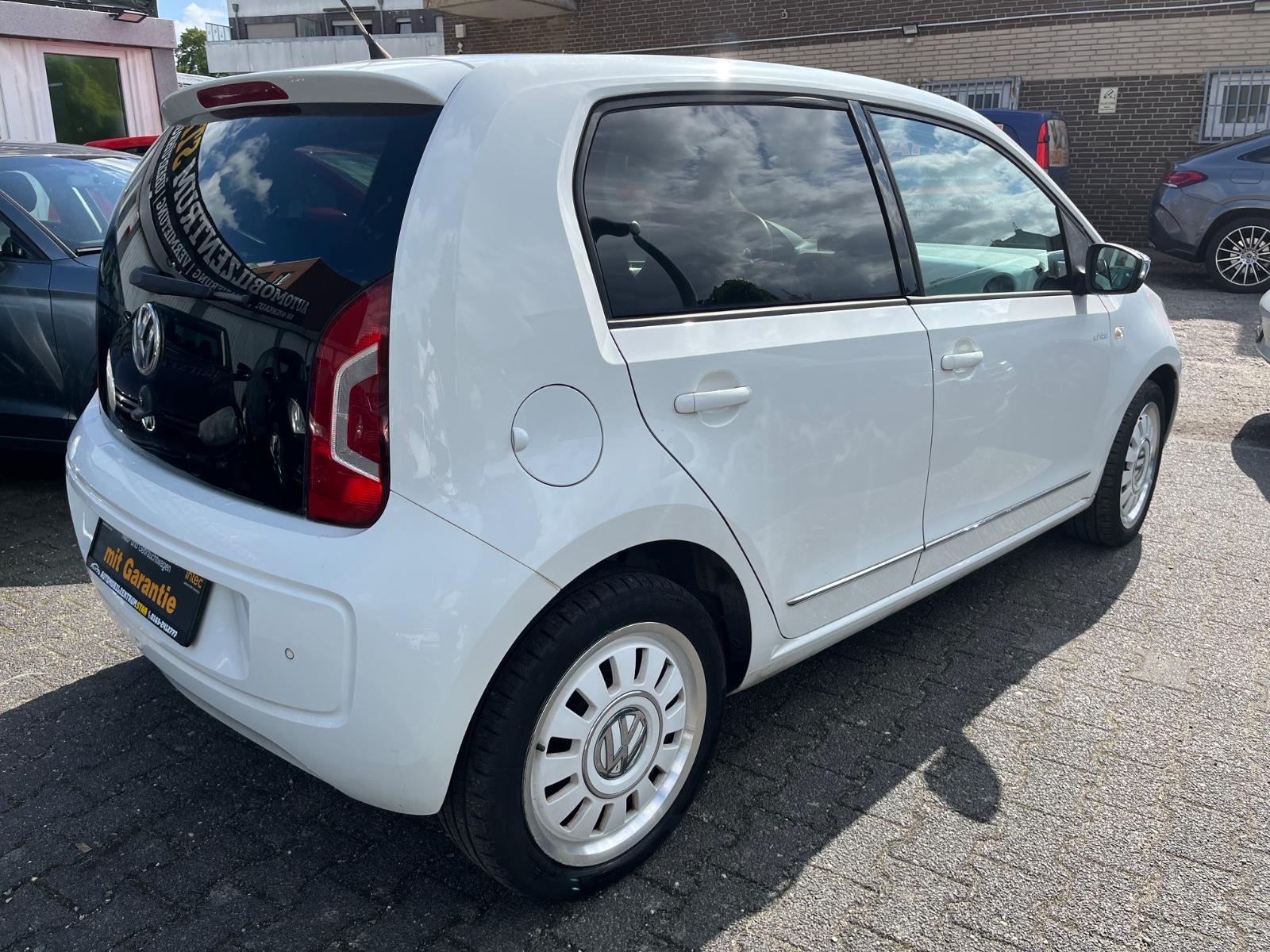 Volkswagen up! white up!