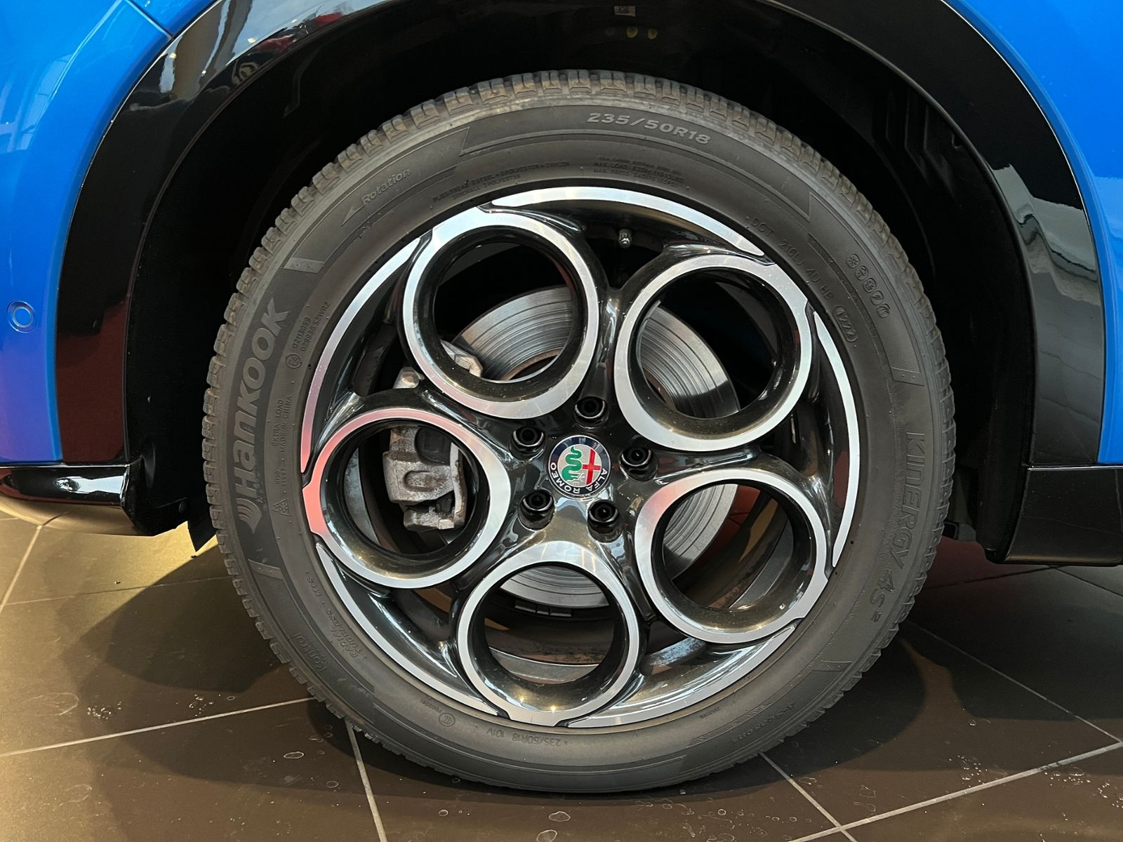 Fahrzeugabbildung Alfa Romeo Tonale Ti H&K LED NAVI ALU