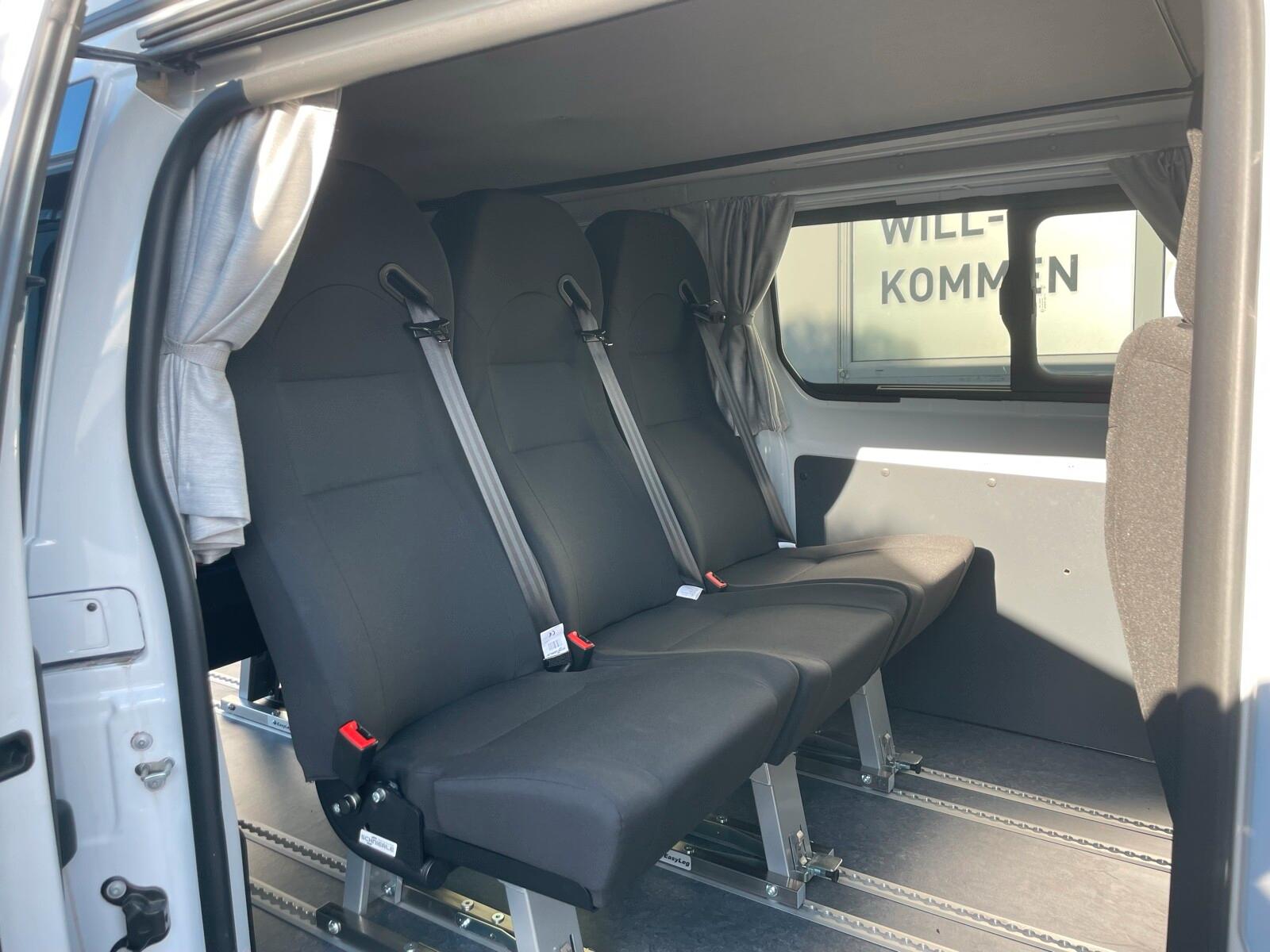 Peugeot Sunvan 2.0 BlHDi 145 - 8 Sitze & Schlaf-Hubdach