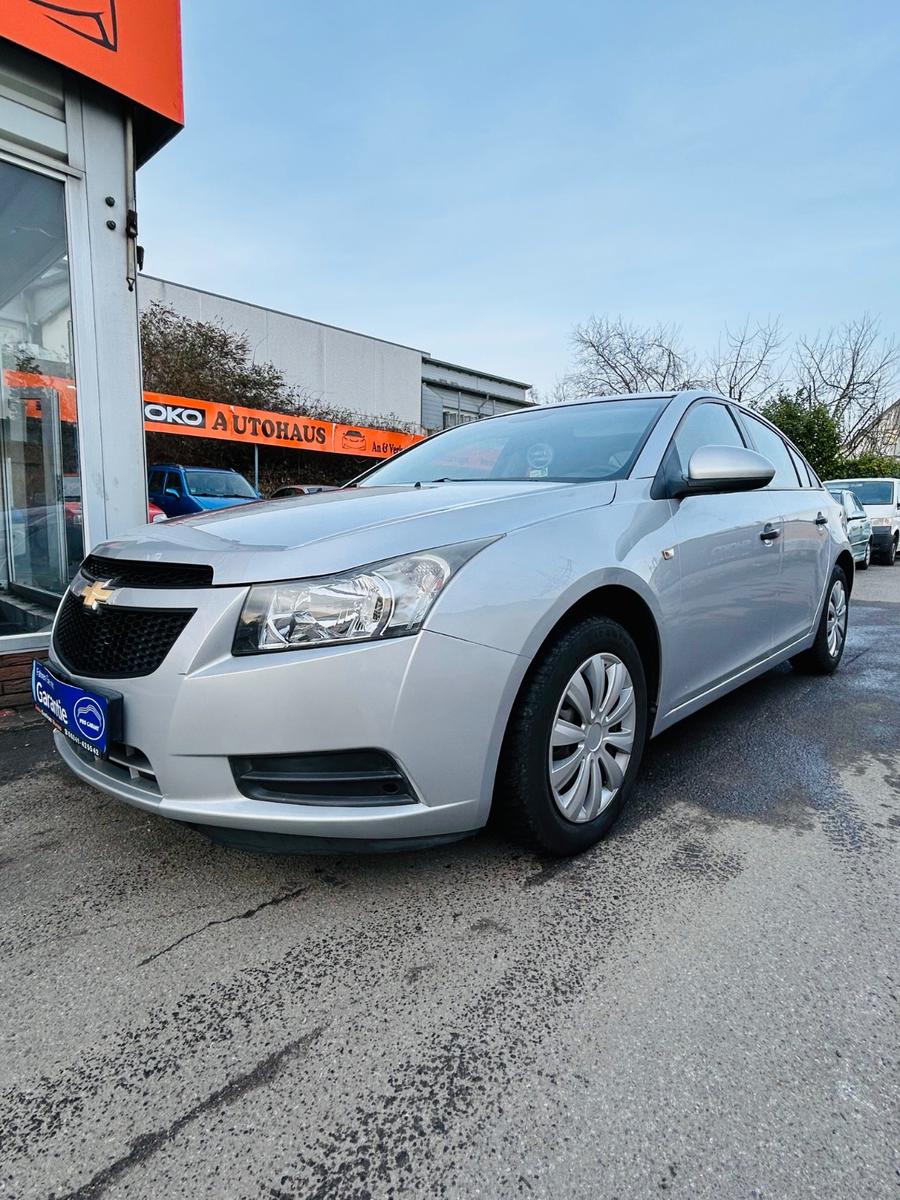 Chevrolet Cruze Basis