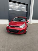 Kia Rio Spirit - Kia Rio: Spirit