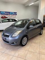 Toyota Yaris 1.4 D-4D DPF 3 porte Sol - Toyota Yaris Sol mit Diesel-Antrieb