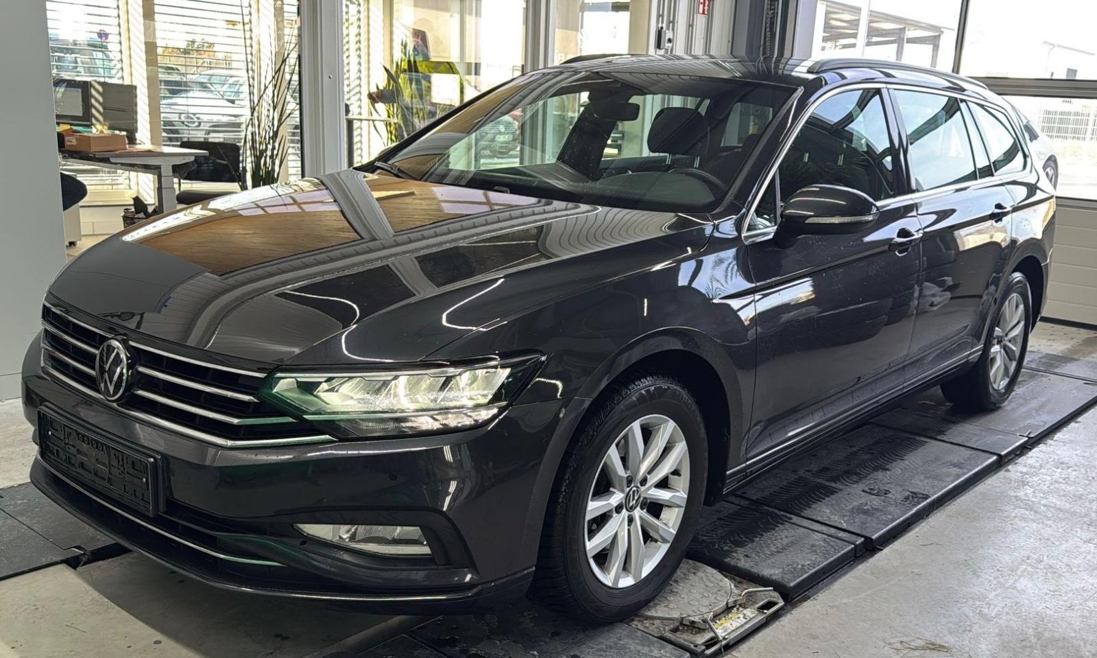 Volkswagen Passat Variant 2.0 TDI DSG Business