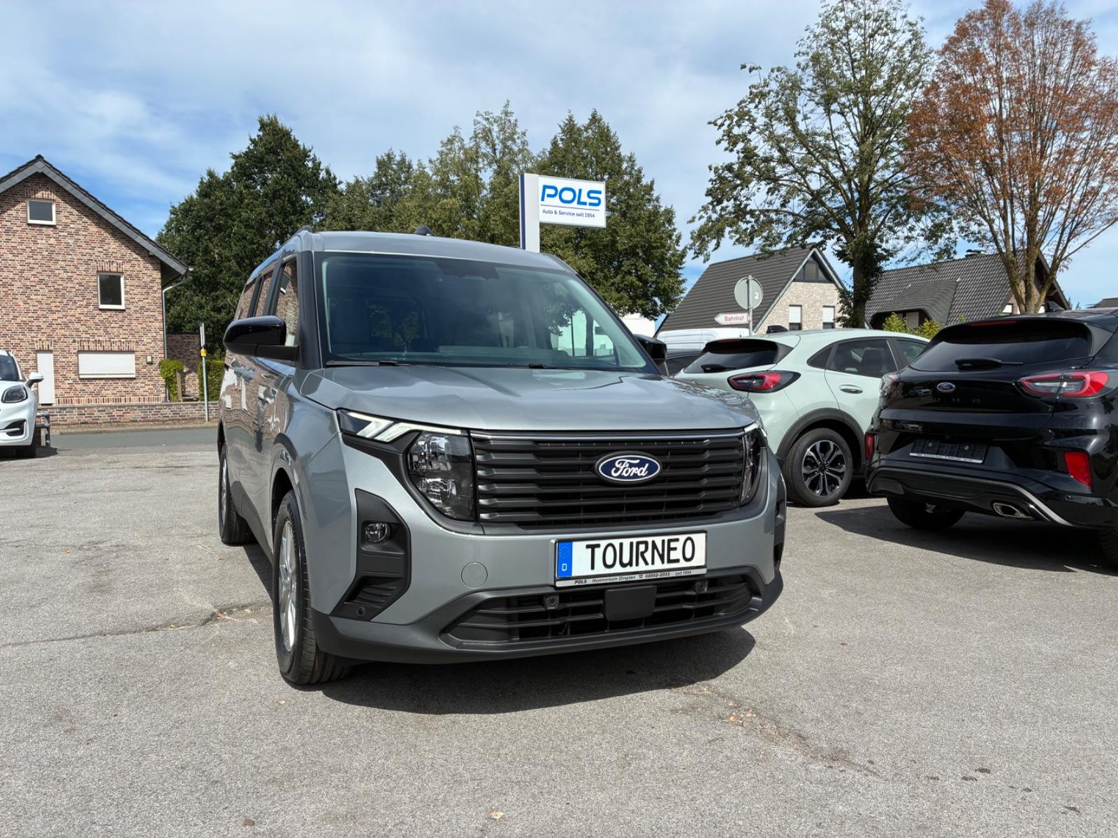 Ford Tourneo Courier "Titanium"/Kamera/PP v+h/Alu/LED