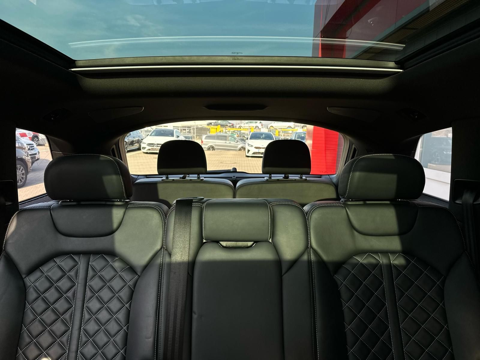 AUDI Q7 50TDI S LINE QUATTRO BLACK FULL OPTION #MWST - Image 18