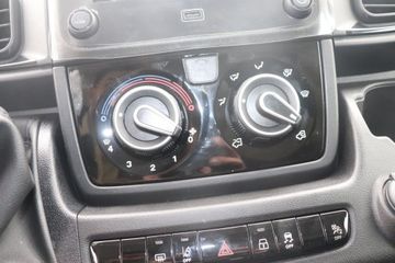 Fotografie des Opel Movano 2.2 BlueHDi 140 L3H2 Cargo Paket