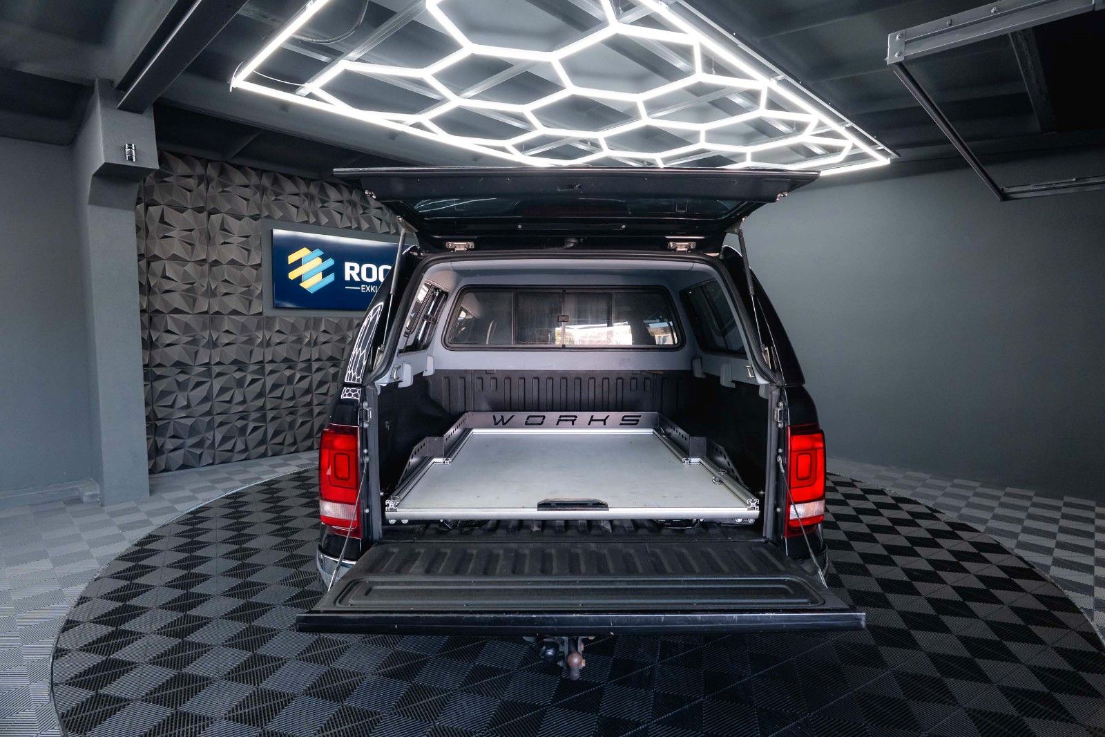 Fahrzeugabbildung Volkswagen Amarok V6 Highline 4Motion BLACK OFFROAD Edition