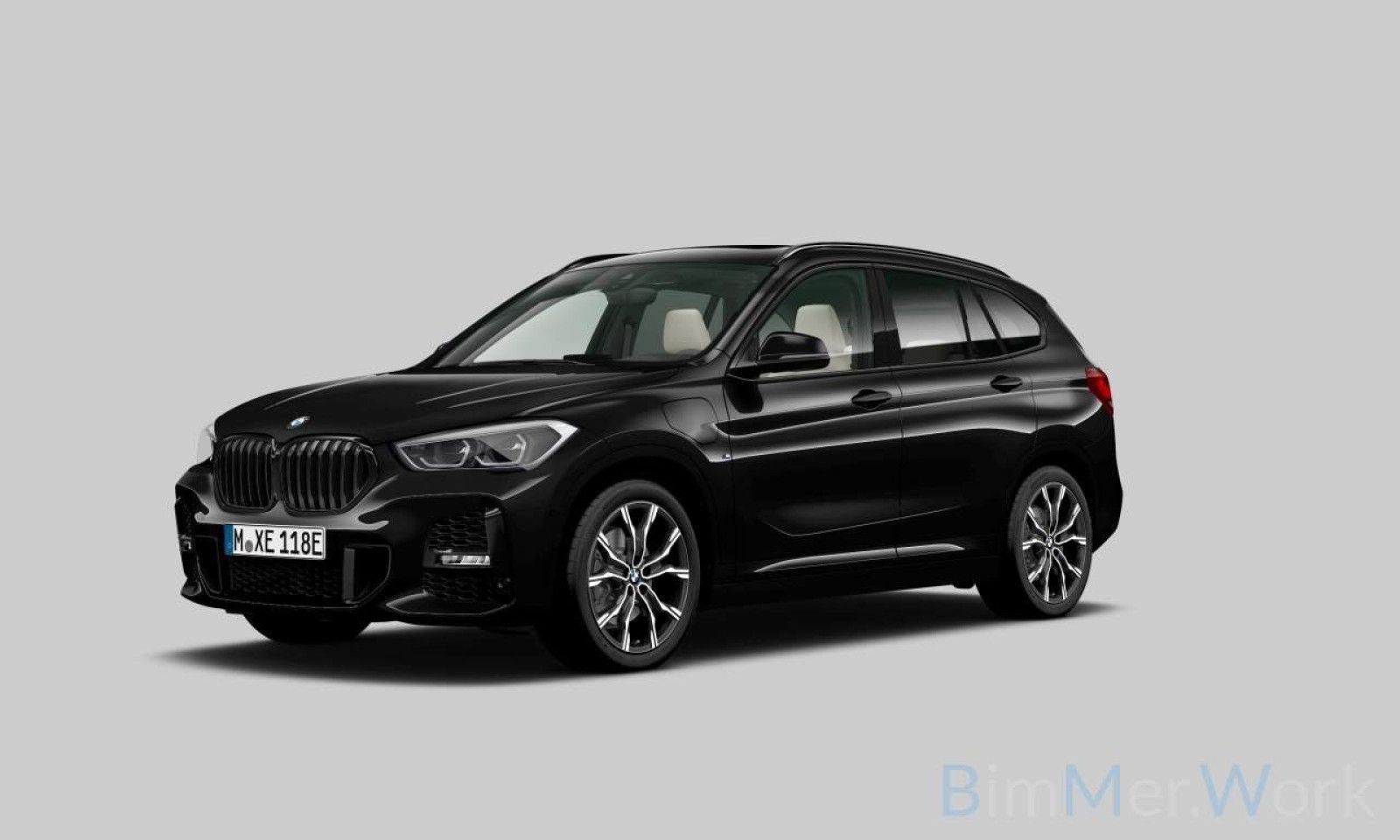 Fahrzeugabbildung BMW X1 xD25e MSport Panorama Kamera HUD DAB HiFi AHK
