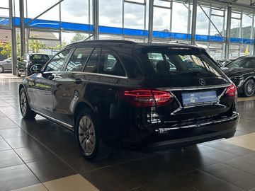 Mercedes C 200 - 4