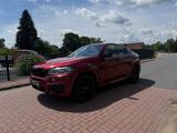 BMW X6 xDrive40d - - rote BMW X6