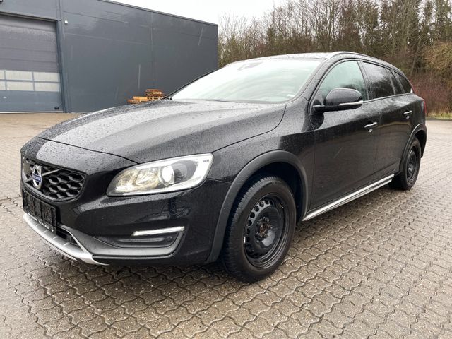 Volvo V60 Cross Country 2.0 D4 Momentum 190PS 36704