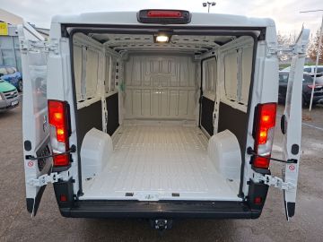 Bild 8 Opel Movano Cargo L2H1 2.2 BlueHDi 140 AHK Klima Totw