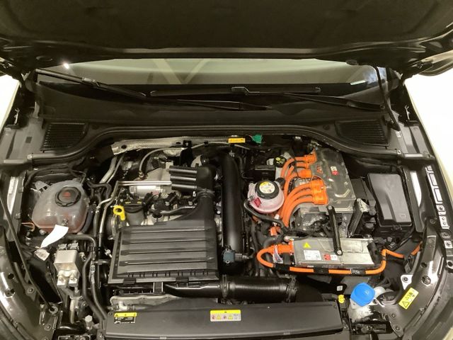 Golf GTE eHybrid 110 kW/70 kW DSG LED Plus, ACC